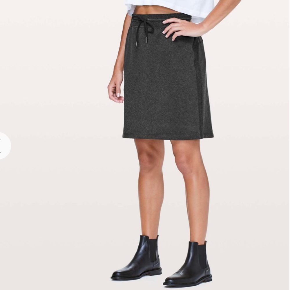 Lululemon Start Anew skirt - Picture 2 of 8